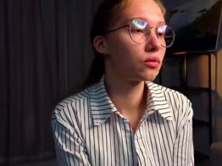 eadlincarnley bisexual teen fucking boys and girls live on sex camera