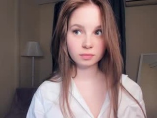 maay_flowers live XXX cam cute teen being not only cute but also horny