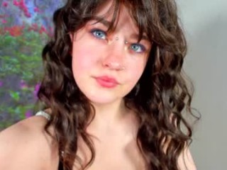 givemedanger young cam girl slut that gives the sloppiest blowjobs live on sex cam