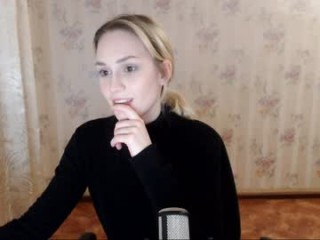 petiteheather XXX cam live cum show with a horny little teen