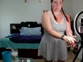curvyfreckles bisexual milf cam girl fucking boys and girls live on sex camera