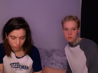 rony_strapony couple doing everything you ask them in a sex chat 
