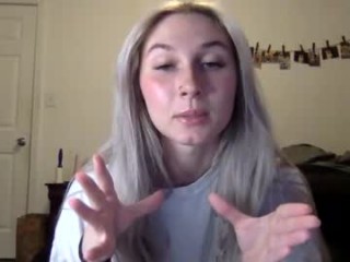 petiteblondie13 teen doing it solo, pleasuring her little pussy live on webcam