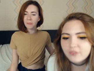 vienagrosso young cam girl slut that gives the sloppiest blowjobs live on sex cam