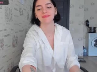 broosnica1 fetish cam girl broadcasts live sex via webcam