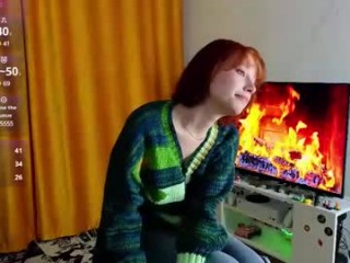 ollimayer show live sex via webcam