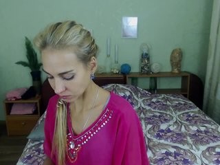 adelinjensen blonde and her wet little pussy, live on webcam