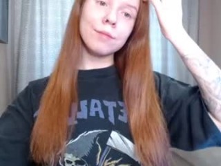 sugar_meygan redhead being naughty and seductive on a live webcam