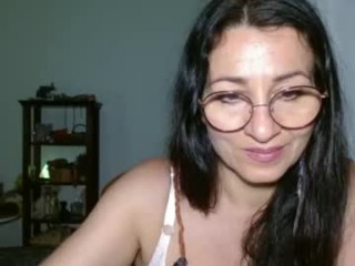 ginaoneon doing it solo, pleasuring her little pussy live on webcam