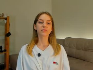 edacure amateur cam girl show live sex via webcam