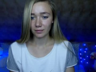kitty_kitty1 bisexual teen fucking boys and girls live on sex camera