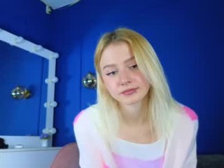 jenny_bunny_ bisexual teen fucking boys and girls live on sex camera