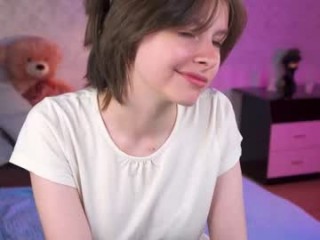 judy_shake fetish cam girl broadcasts live sex via webcam