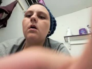 sugarbaby69969 BBW teasing her pussy live on sex cam