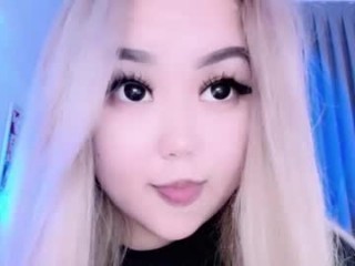 amelialim1 Asian young cam girl that gets wetter from all the hot sex cam attention