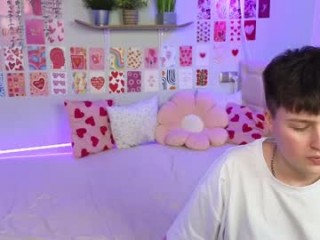 gingergrl_ sexy-ass teen who loves doggy more than anything