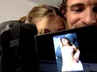 soffisaysno couple doing everything you ask them in a sex chat 