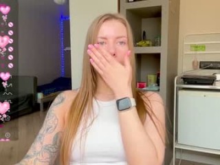hustleebabyy_vikki fresh, new hottie seducing live on sex webcam