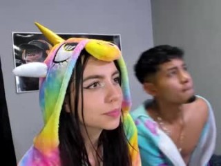 natally_andriuw couple doing everything you ask them in a sex chat 