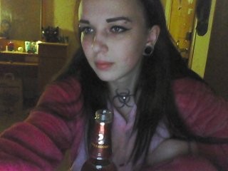 evalovelana bisexual young cam girl fucking boys and girls live on sex camera
