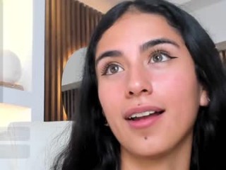 isabella_cooper9 talented teen who loves deepthroating live on camera