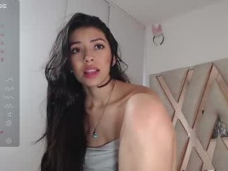 ellajonz doing it solo, pleasuring her little pussy live on webcam