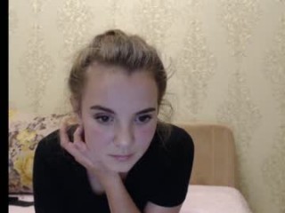 doovi_lo XXX cam live cum show with a horny little teen