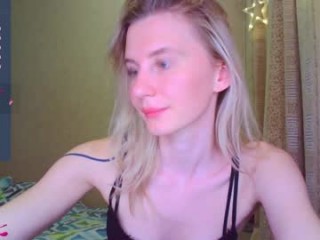 caramel_pie_ sexy cam girl show softcore sex via webcam