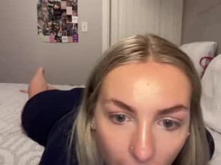 summerlovingg show live sex via webcam