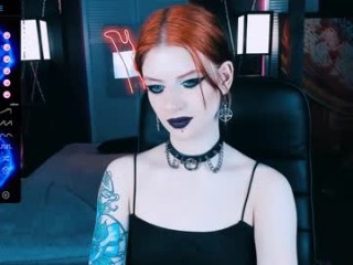 noah_elmer tattoo-covered vixen seducing you on sex cam
