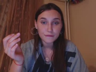 highlemonsss BBW teen teasing her pussy live on sex cam
