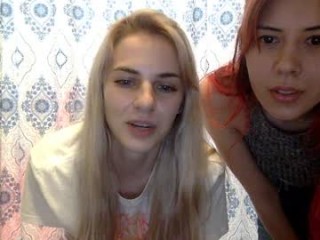 glitterglock teen cam girl broadcasts live sex via webcam