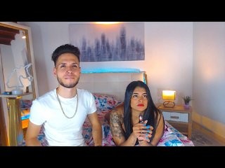 samandkeyla teen couple doing everything you ask them in a sex chat 