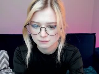 grace_smit live XXX cam cute being not only cute but also horny