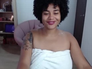 sheilamakano70 bisexual fucking boys and girls live on sex camera