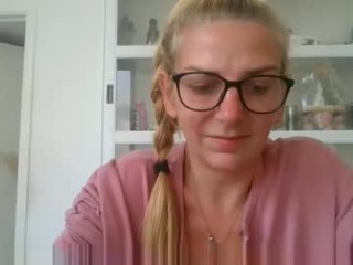 stoeipoes86 show live sex via webcam