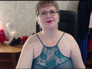 violet51 blonde mature cam girl and her wet little pussy, live on webcam