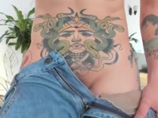 simone_4201 tattoo-covered vixen seducing you on sex cam