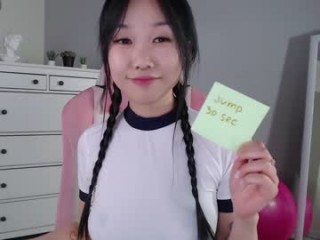 norma_blum teen doing it solo, pleasuring her little pussy live on webcam