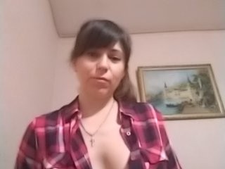 alenasexy84 the most beautiful brunette live on sex cam