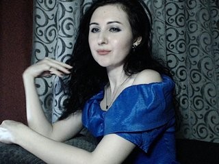 1kafeta the most beautiful brunette live on sex cam