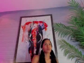 lilithevanss young girl who like to show live sex via webcam