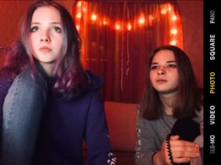 michelle_swan teen couple doing everything you ask them in a sex chat 