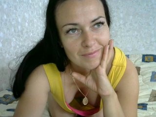 coolgirlkiss the most beautiful brunette live on sex cam