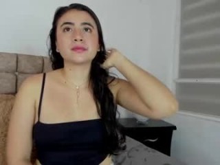 _shy_rose Latino slut masturbating live on a webcam