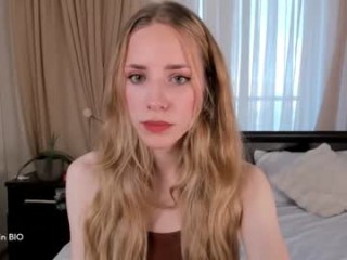 imogensy with hot panty teasing her pussy live on cam