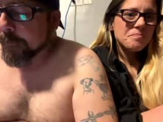 sexygilfs couple doing everything you ask them in a sex chat 