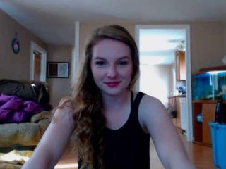 skyewatson teen doing it solo, pleasuring her little pussy live on webcam