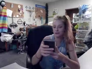 mariewaters milf cam girl doing it solo, pleasuring her little pussy live on webcam