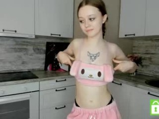 taitfollin teen doing it solo, pleasuring her little pussy live on webcam